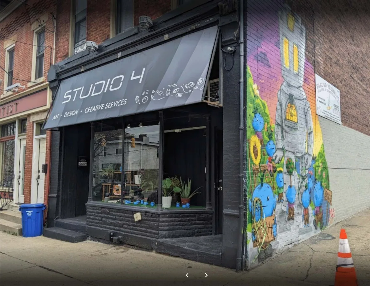 Studio 4