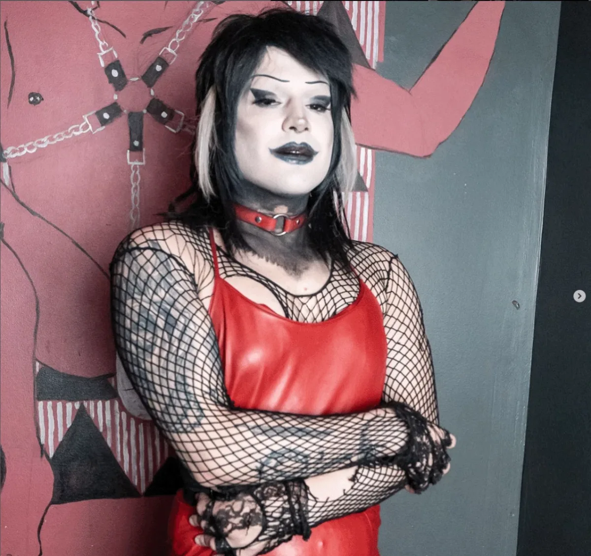 Needlemother