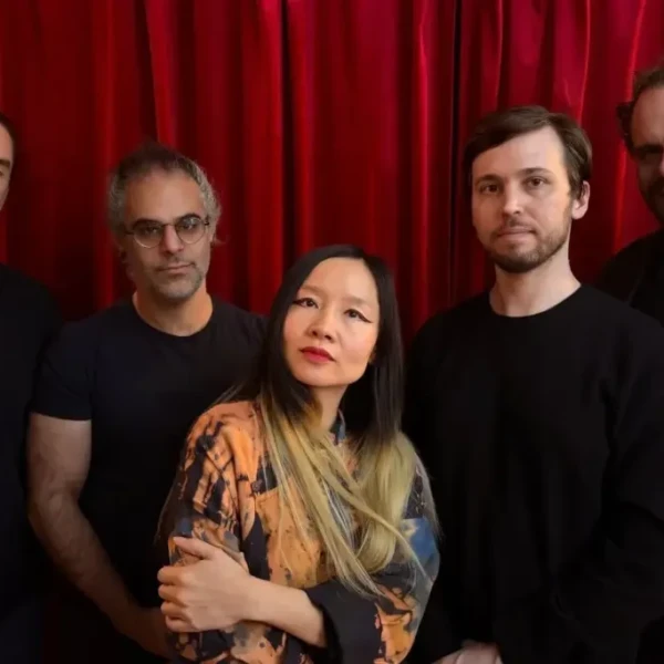 Artist in Exile: Mai Khôi & the Dissidents (Vietnamese Pop)