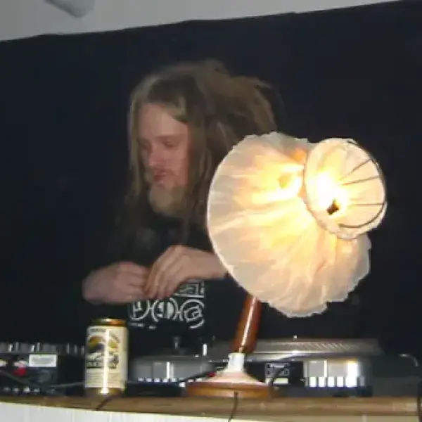 1787754689_snares2.webp