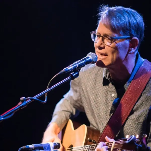 World of Music: Christopher Mark Jones’ “Montréal Encore” (French Songs)